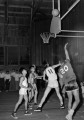 熊本短大対駐留米軍バスケットボール試合　61－30で米軍勝利