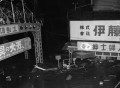 29６・２６熊本大水害　上通商店街の軒を洗う濁流＝熊本市上通町、26日午後11時40分ごろ　水害写真集から