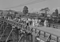 01６・２６熊本大水害　代継橋の仮橋が完成。渡り初め＝熊本市本荘町