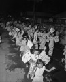 盆踊りパレード＝熊本市二本木町
