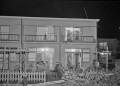 ”窓”　アパート、秋の夜長＝熊本市内