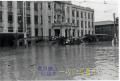 昭和32年7月26日　昭和29年に続いて起きた水害。冠水した熊本市役所前