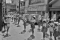 三角小学校児童の鼓笛隊パレード＝宇土郡三角町