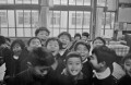 二学期終業式　児童たち＝熊本市の託麻原小学校