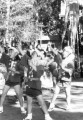 住吉神社秋の大祭　俵踊りを披露する園児たち＝水俣市久木野