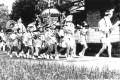 石村八幡宮の井出祭り　地区を練る子どもみこし＝山鹿市石