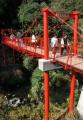湯の鶴温泉の「ほたる橋」を改修＝水俣市