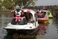 くまモン人形がついたボート＝熊本市