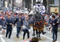 藤崎八旛宮例大祭の馬追い＝熊本市